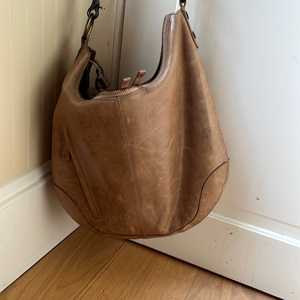 Frye Melissa Leather Beige/dark tan Hobo Crossbody Retail $388